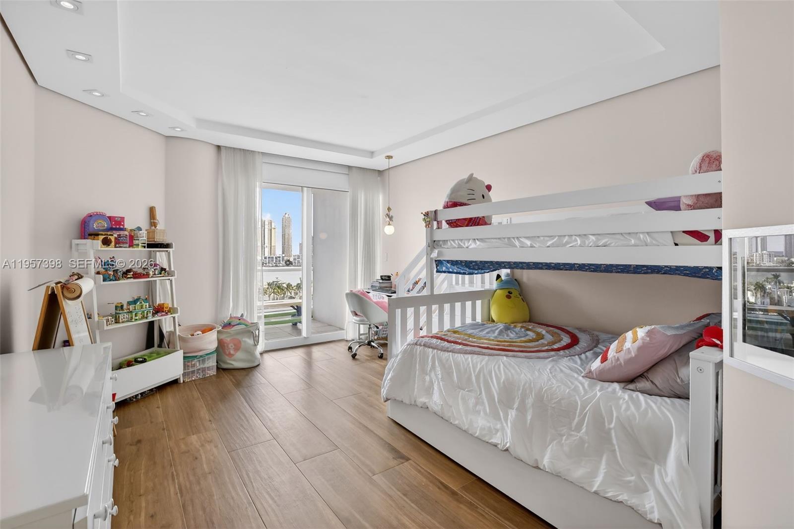 7000 Island Blvd #1109 Aventura, FL 33160