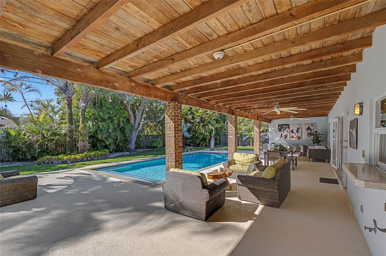 7950 SW 161st St Palmetto Bay, FL 33157