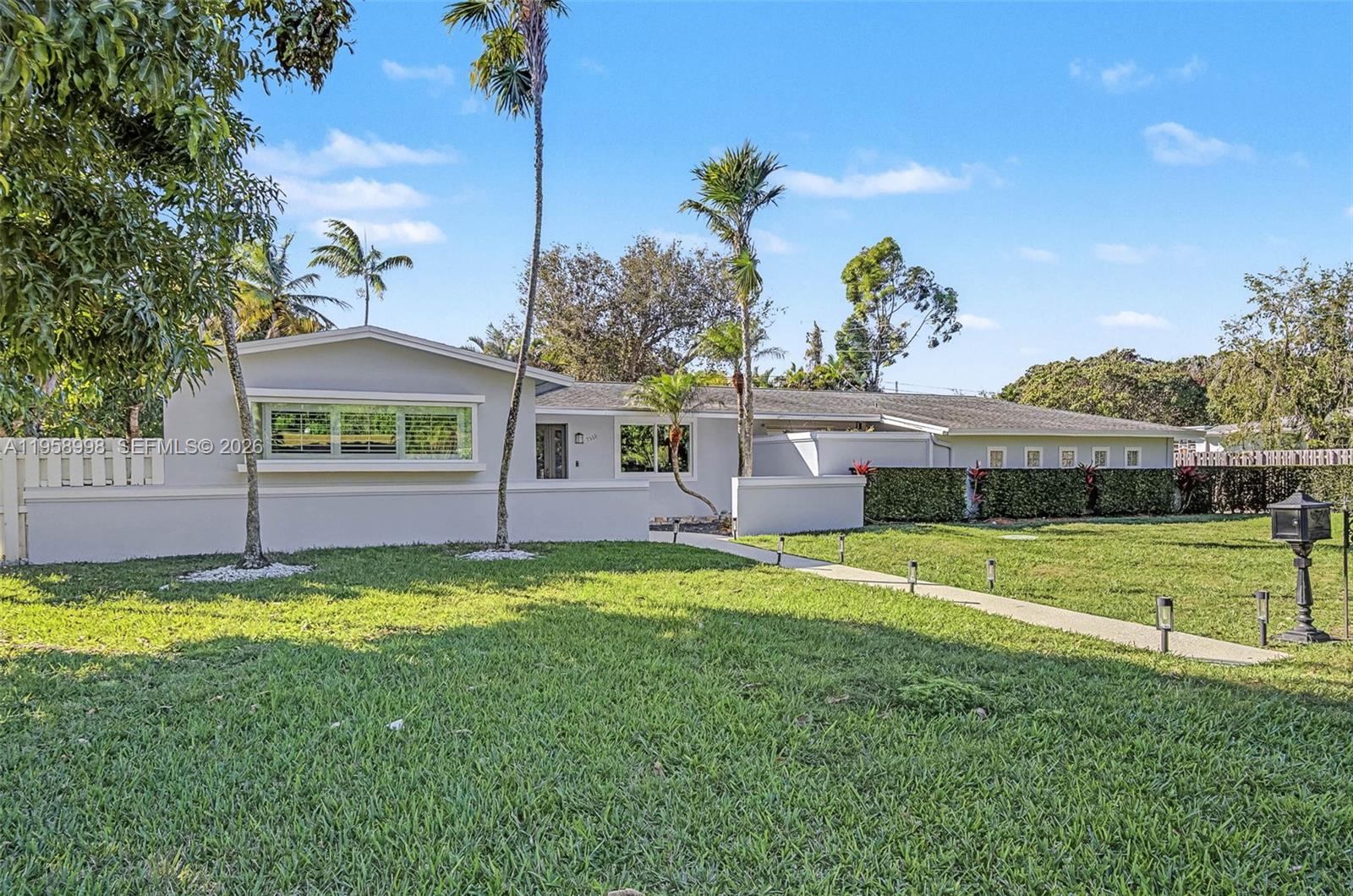 7950 SW 161st St Palmetto Bay, FL 33157