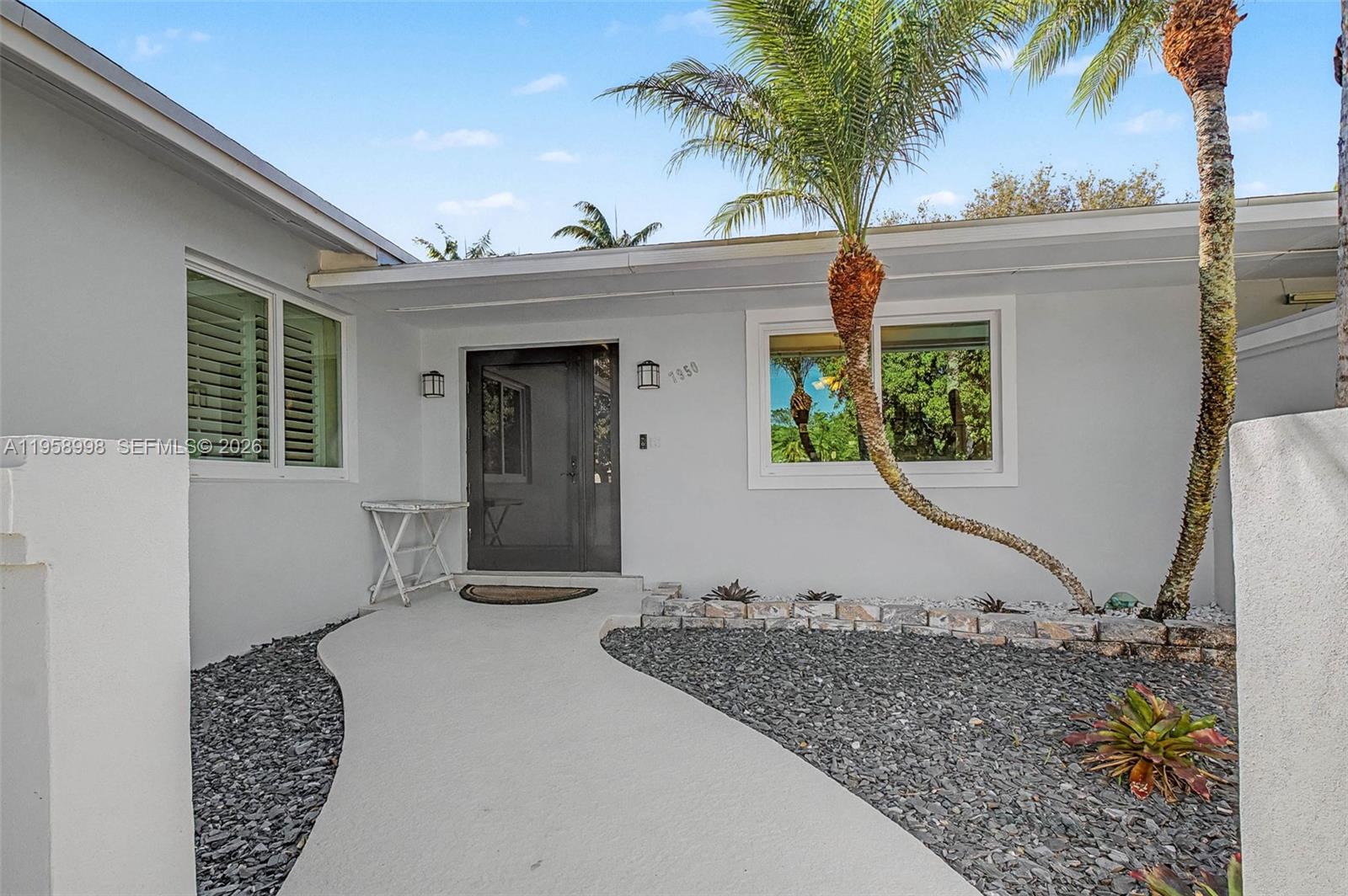 7950 SW 161st St Palmetto Bay, FL 33157