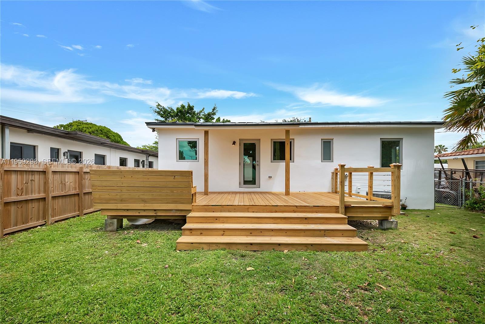 3050 SW 23rd Ter Miami, FL 33145