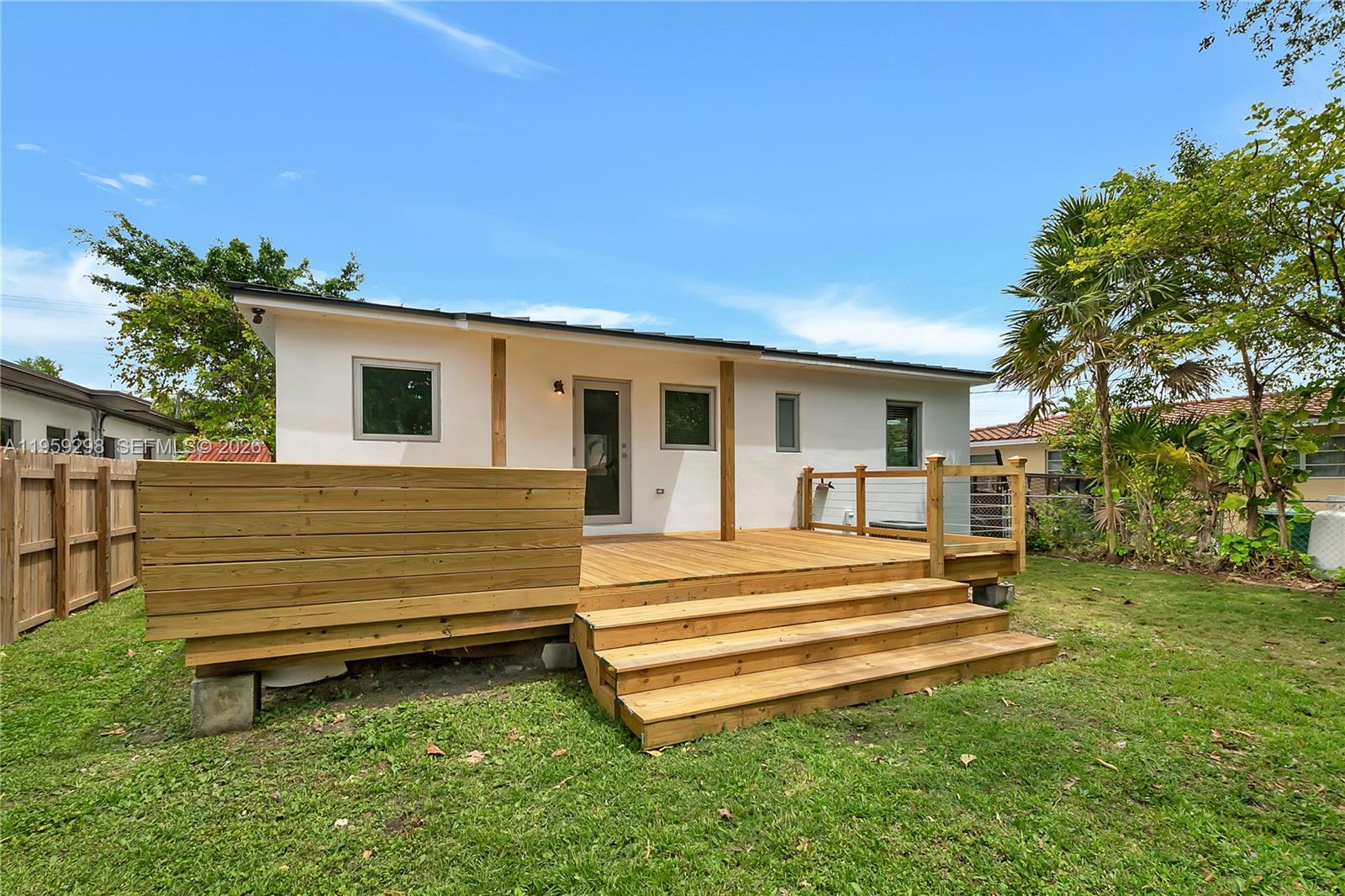 3050 SW 23rd Ter Miami, FL 33145