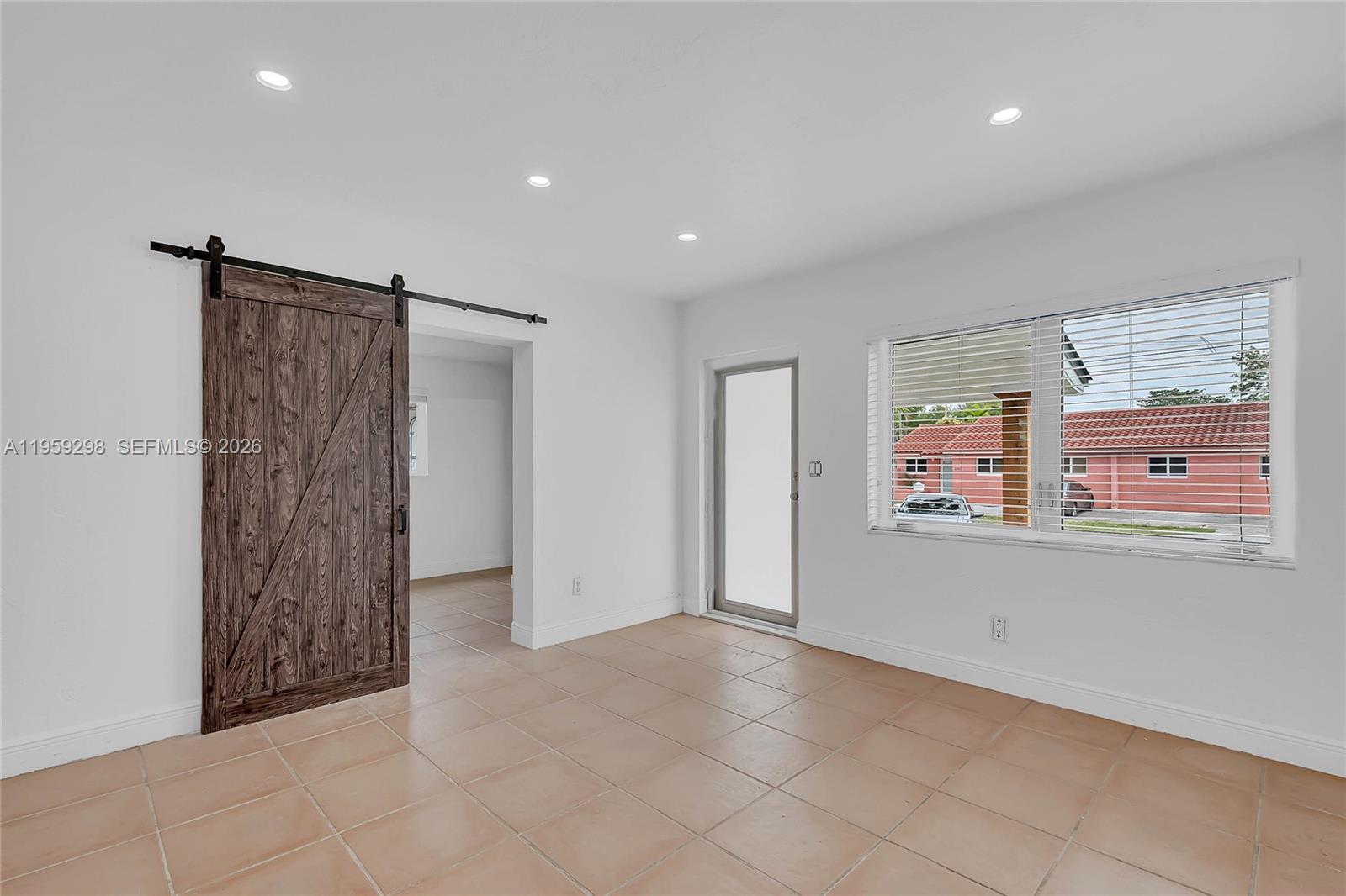 3050 SW 23rd Ter Miami, FL 33145