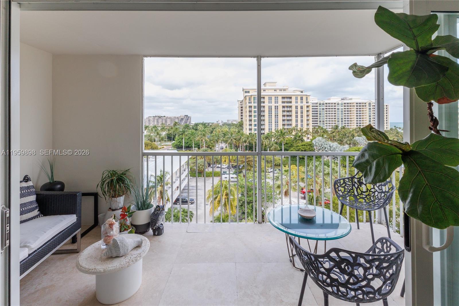 550 Ocean Dr #8B Key Biscayne, FL 33149