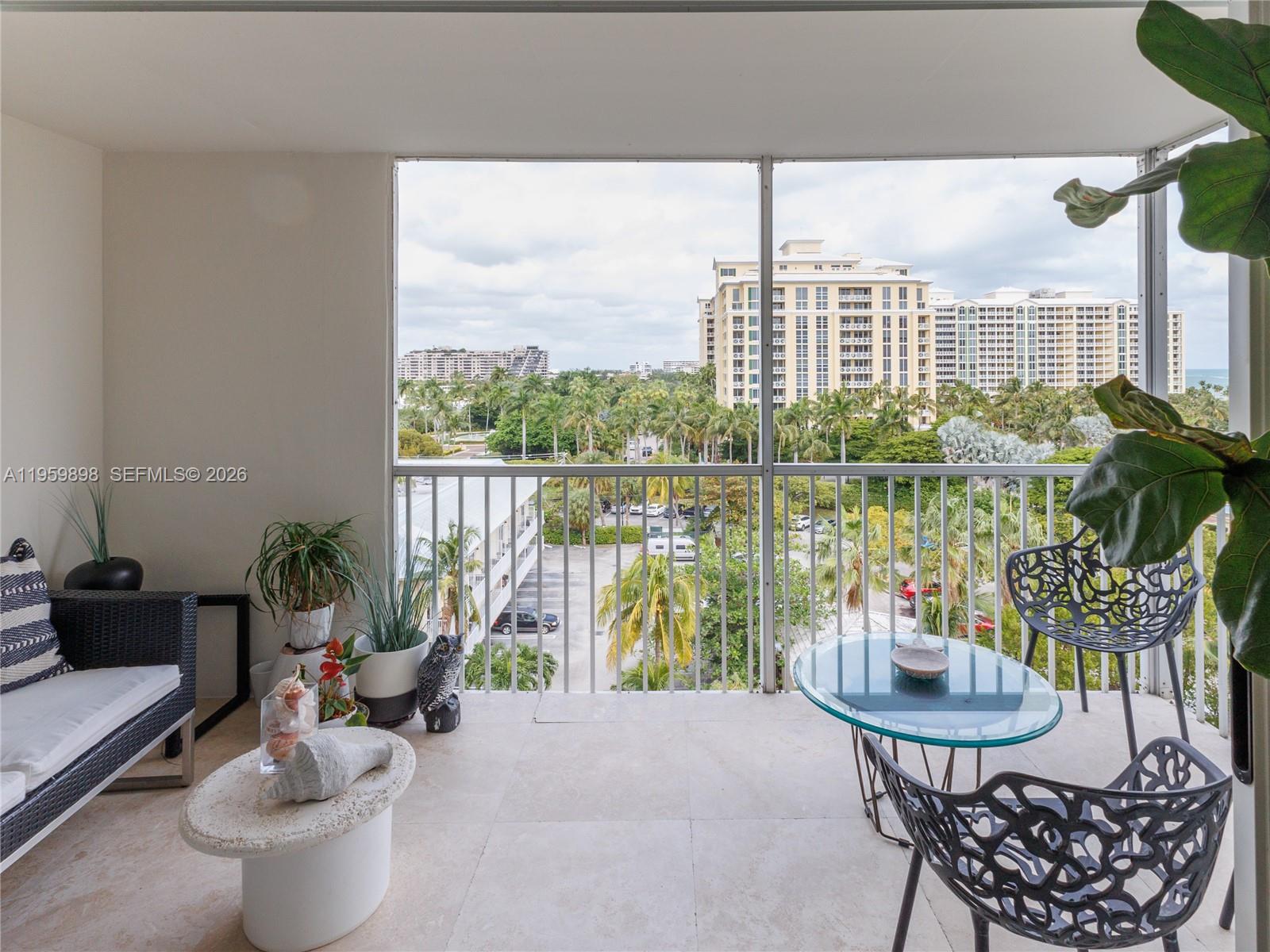 550 Ocean Dr #8B Key Biscayne, FL 33149