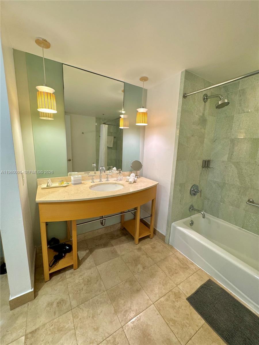 18683 Collins Ave #2006 Sunny Isles Beach, FL 33160