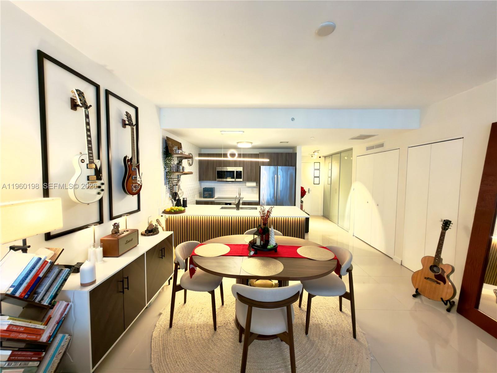 image Aria on the Bay25