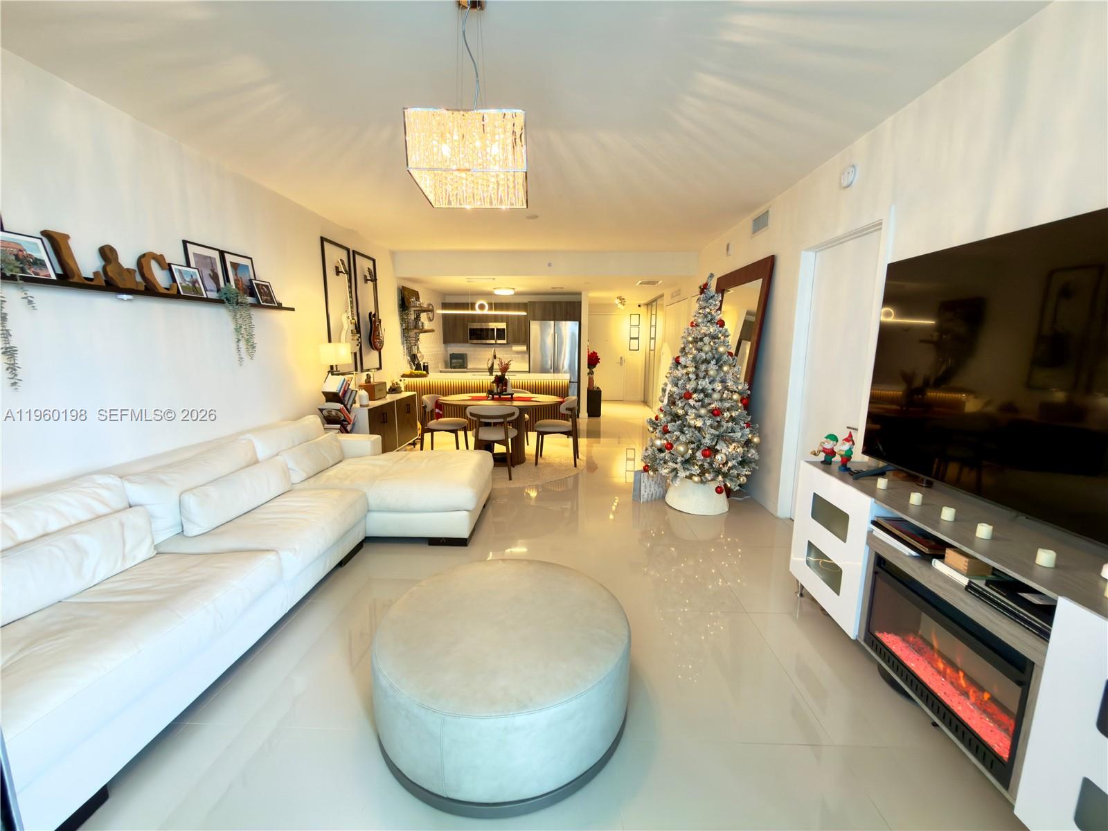 image Aria on the Bay32