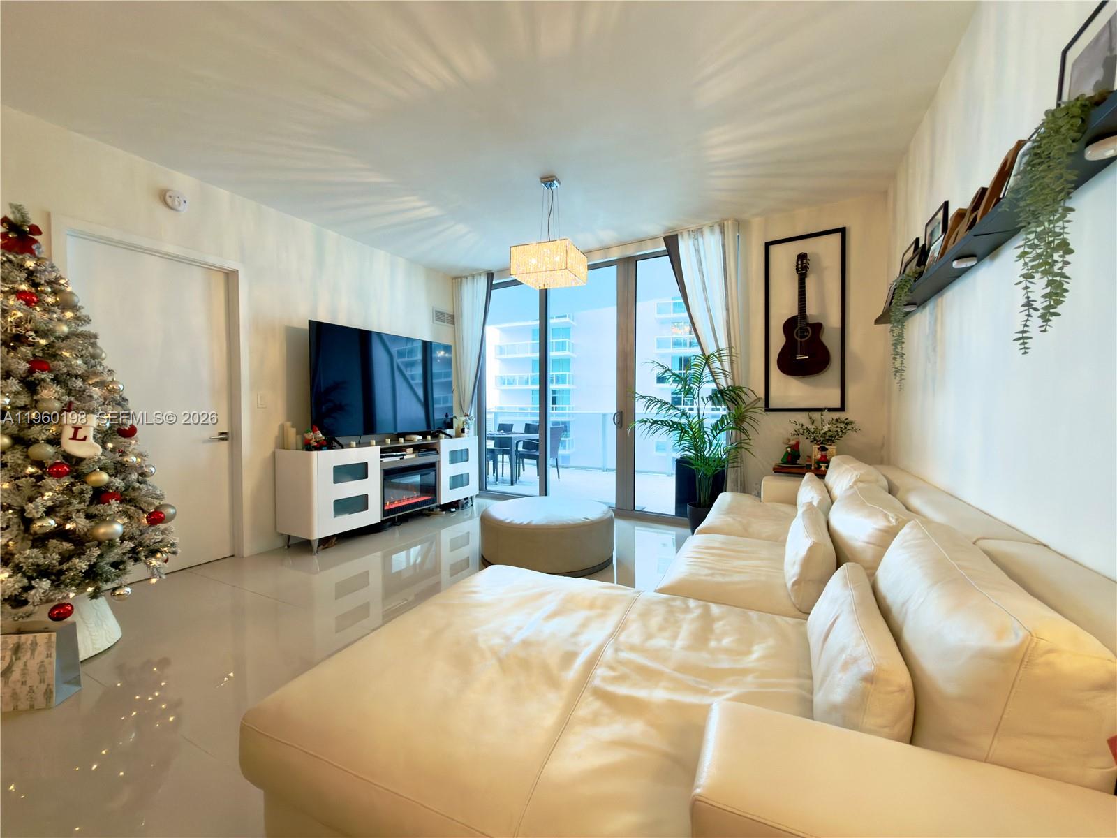 image Aria on the Bay35