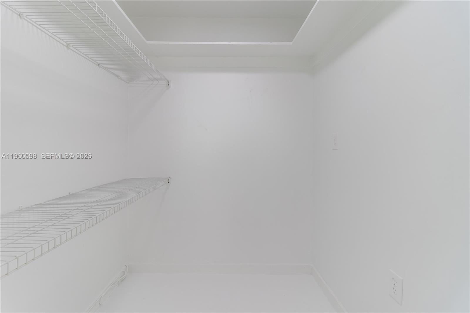 710 11th St #5 Miami Beach, FL 33139