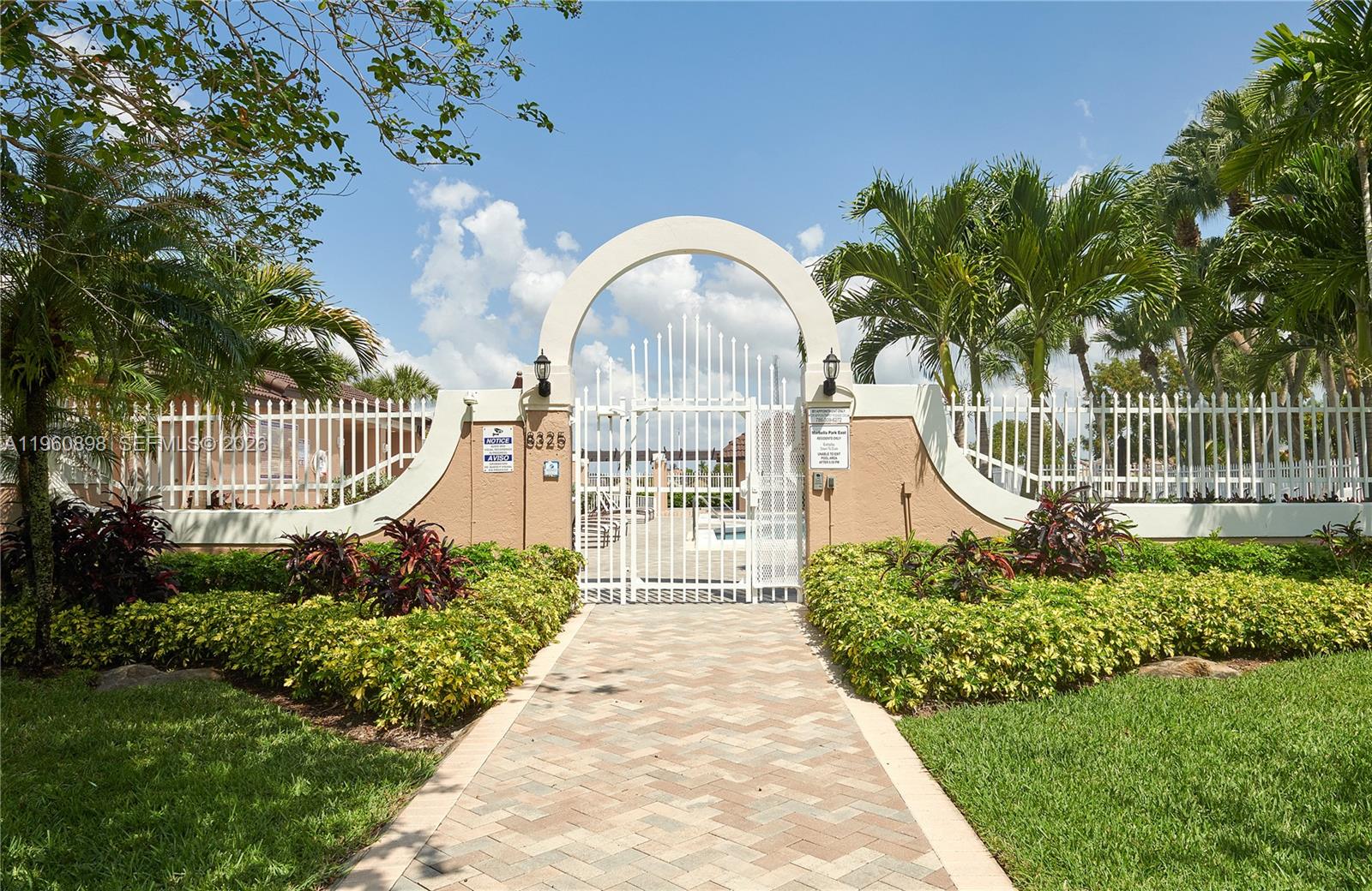 20030 NW 83rd Ct Hialeah, FL 33015