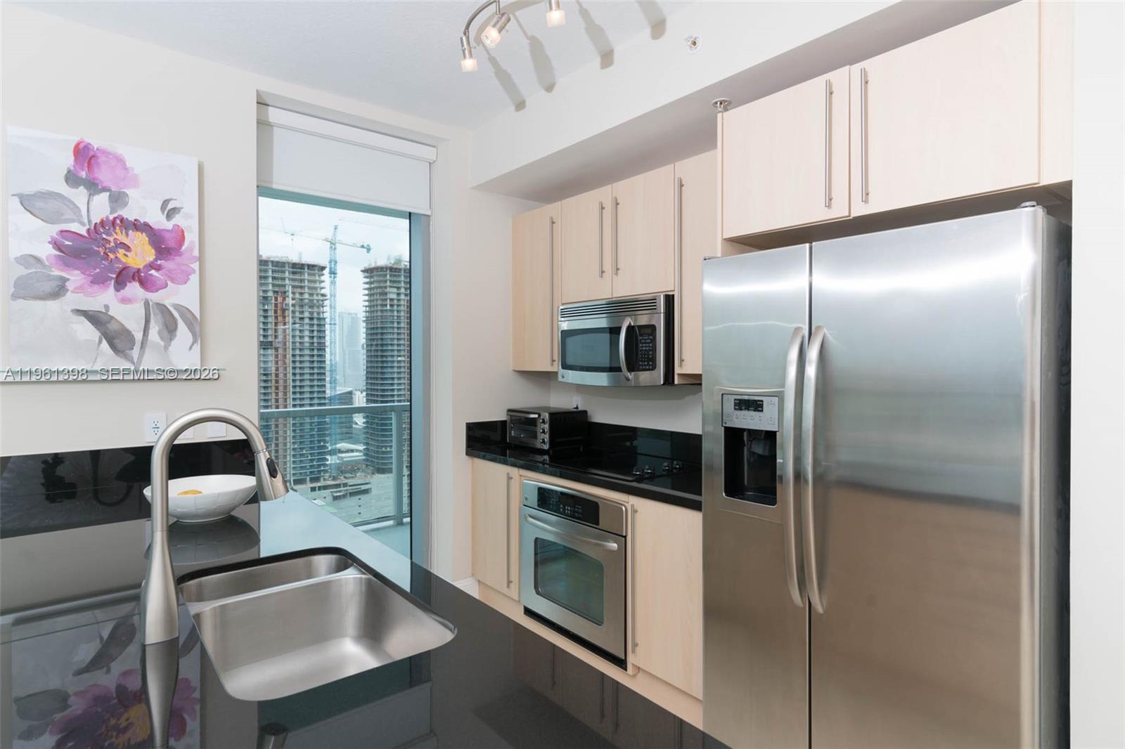 image Axis on Brickell South2