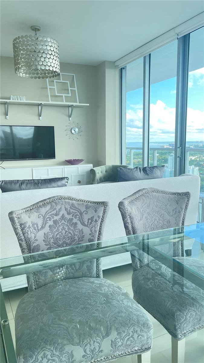 image Axis on Brickell South5