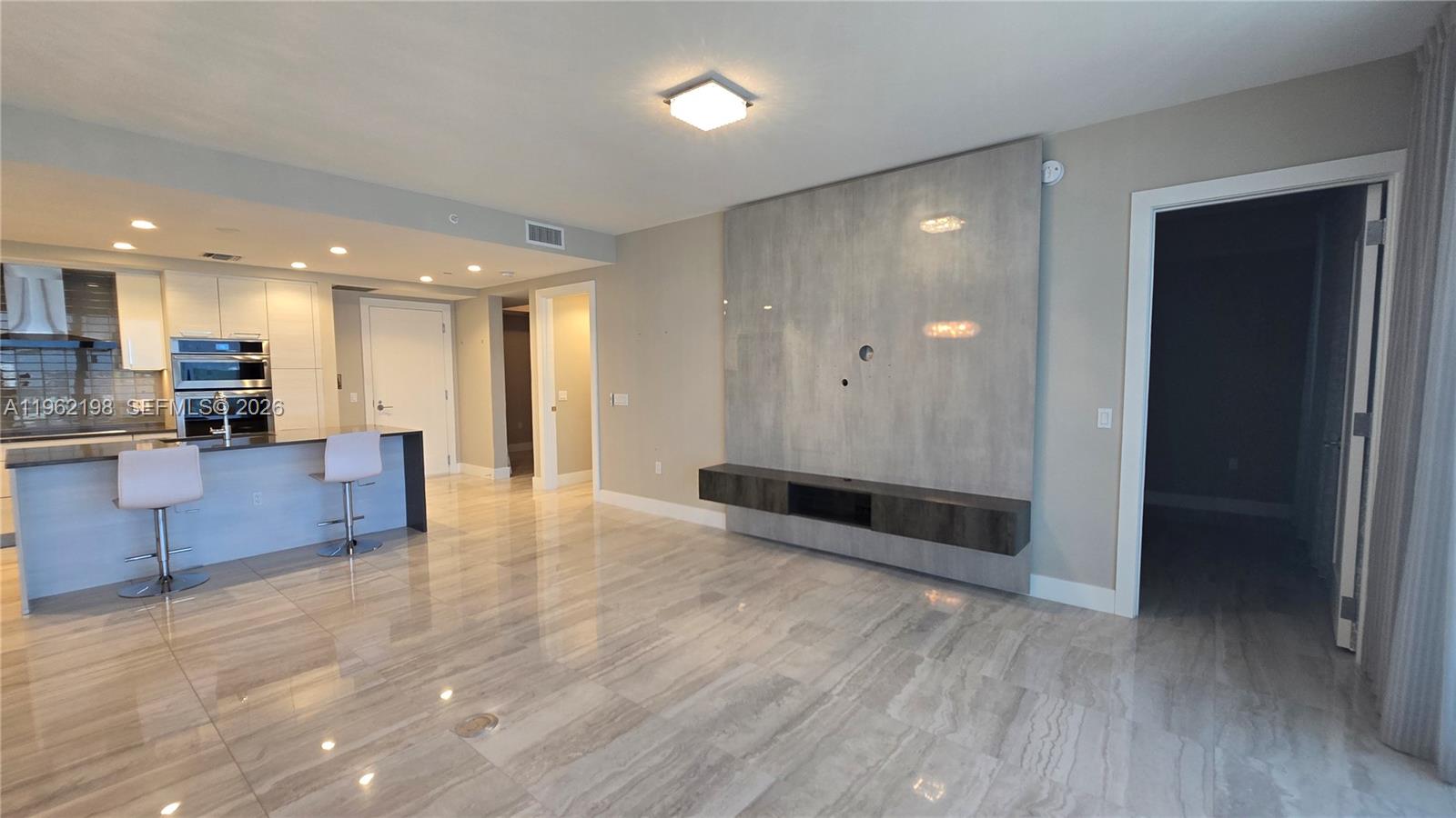 100 E Las Olas Blvd #2202 Fort Lauderdale, FL 33301