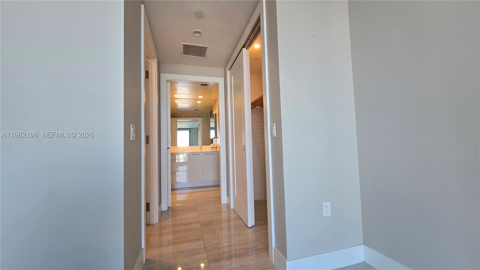 100 E Las Olas Blvd #2202 Fort Lauderdale, FL 33301