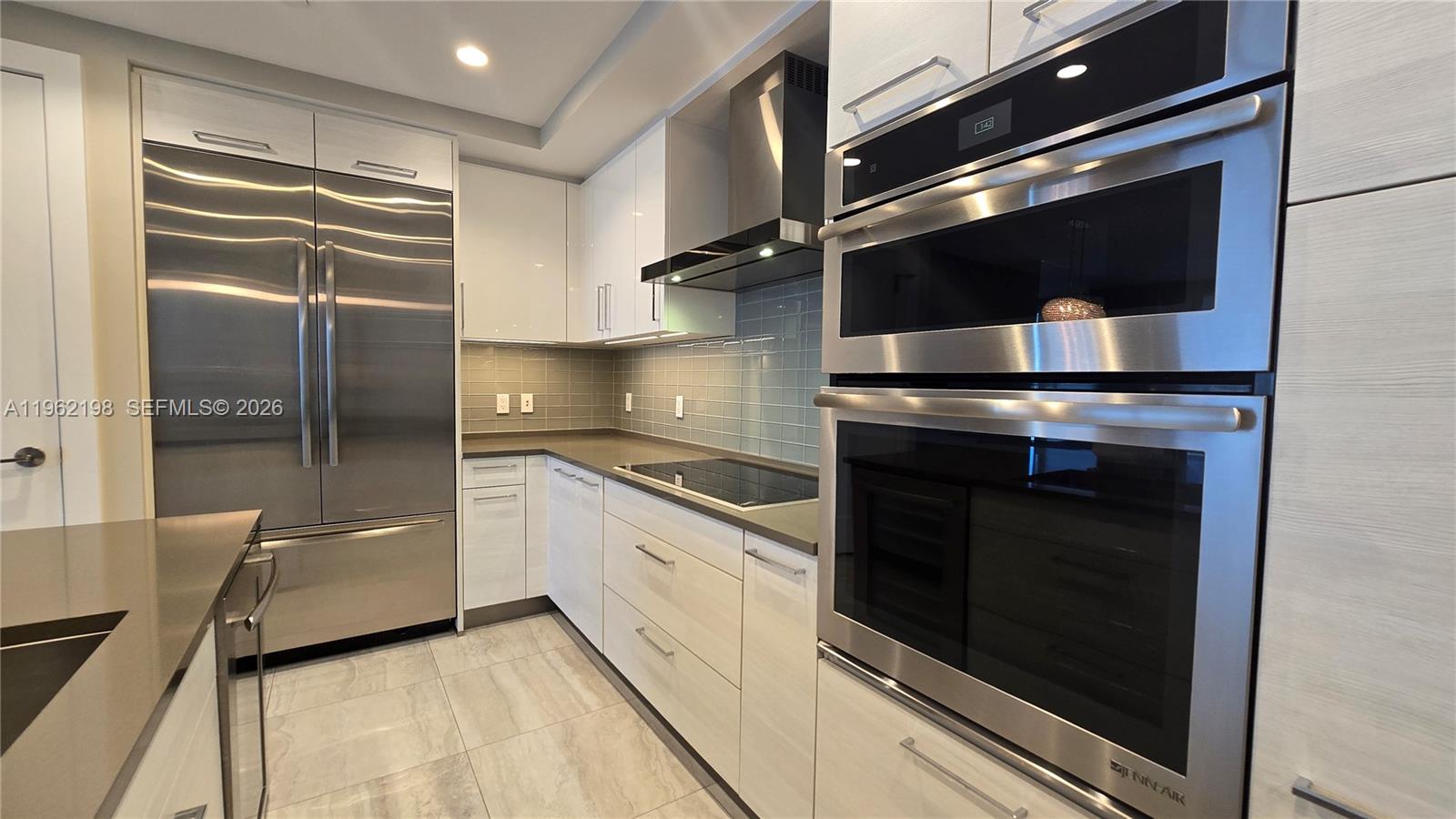 100 E Las Olas Blvd #2202 Fort Lauderdale, FL 33301