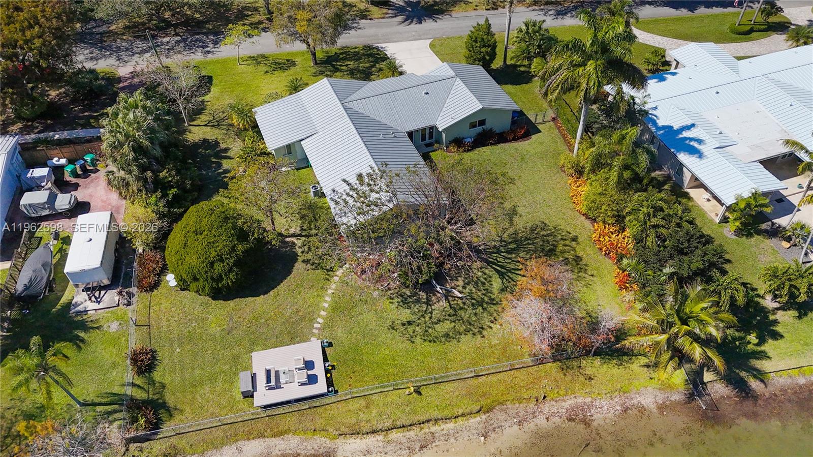 11625 SW 70th Ave Pinecrest, FL 33156