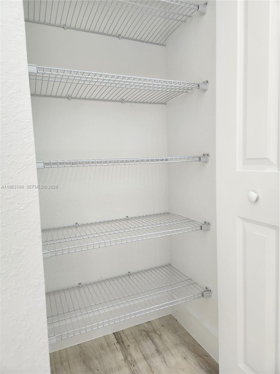 22065 Miami Ave Miami, FL 33170