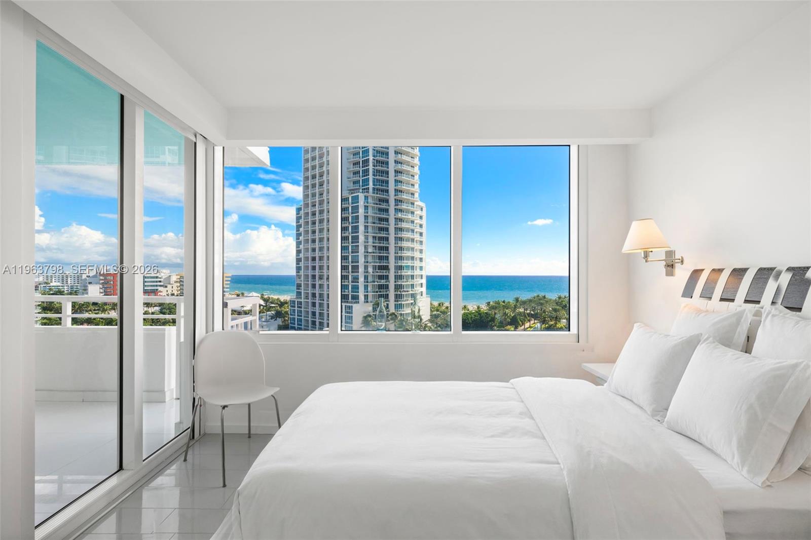 image South Pointe Towers10