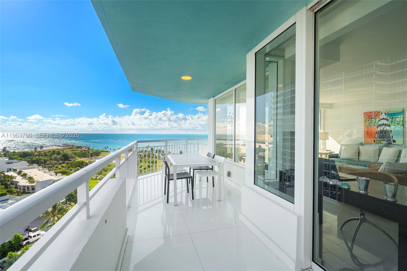 image South Pointe Towers12