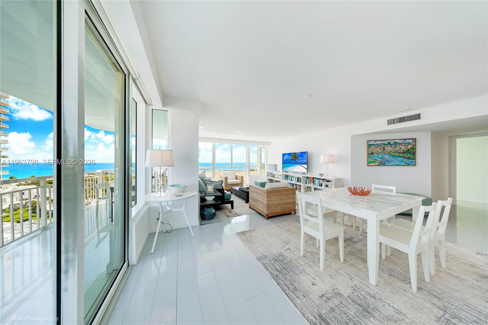 image South Pointe Towers21