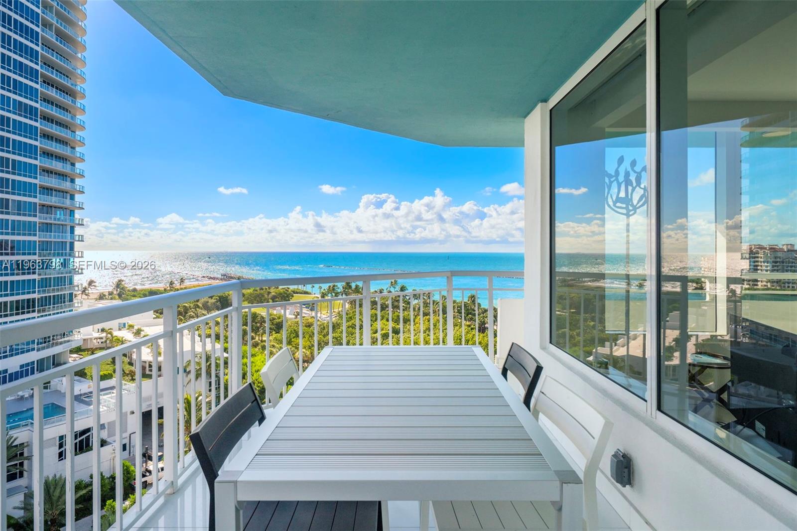 image South Pointe Towers6