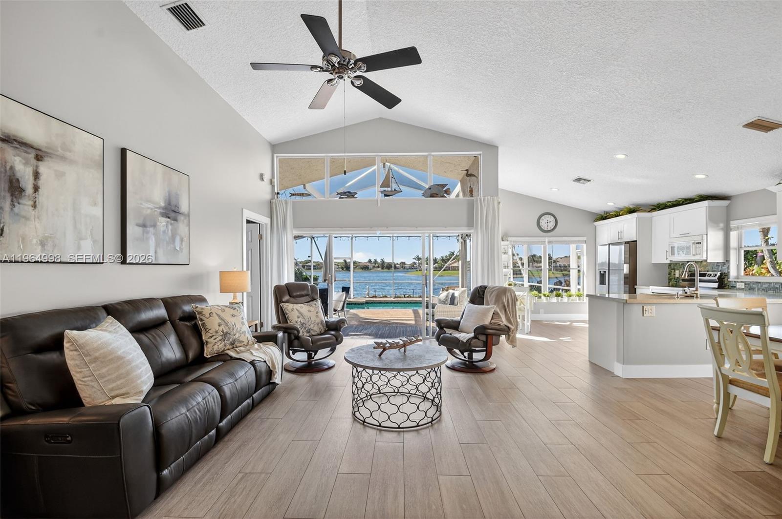 7599 Santee Ter Lake Worth, FL 33467