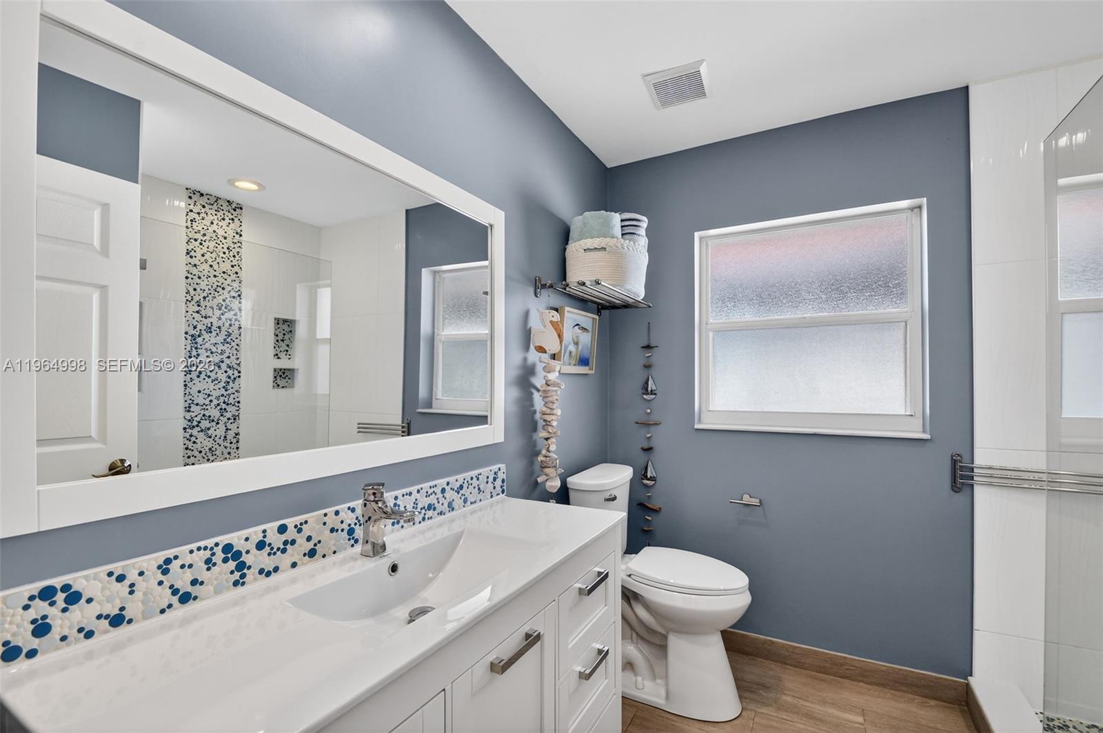 7599 Santee Ter Lake Worth, FL 33467