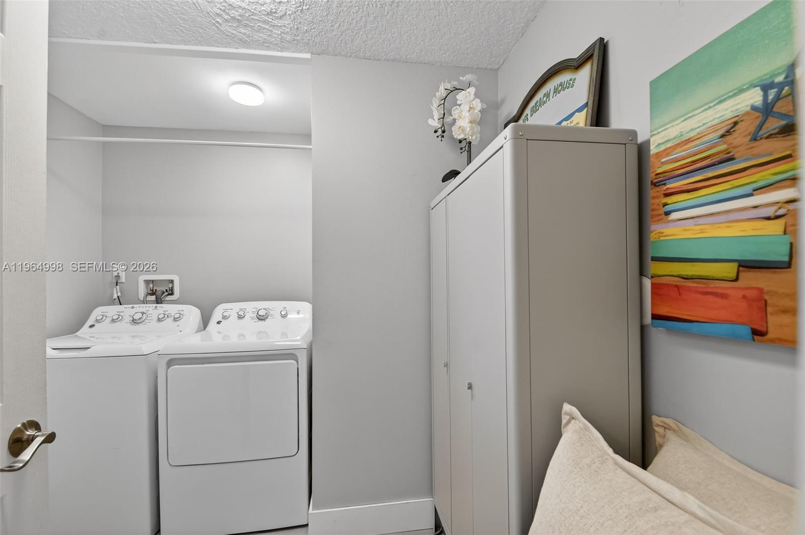 7599 Santee Ter Lake Worth, FL 33467