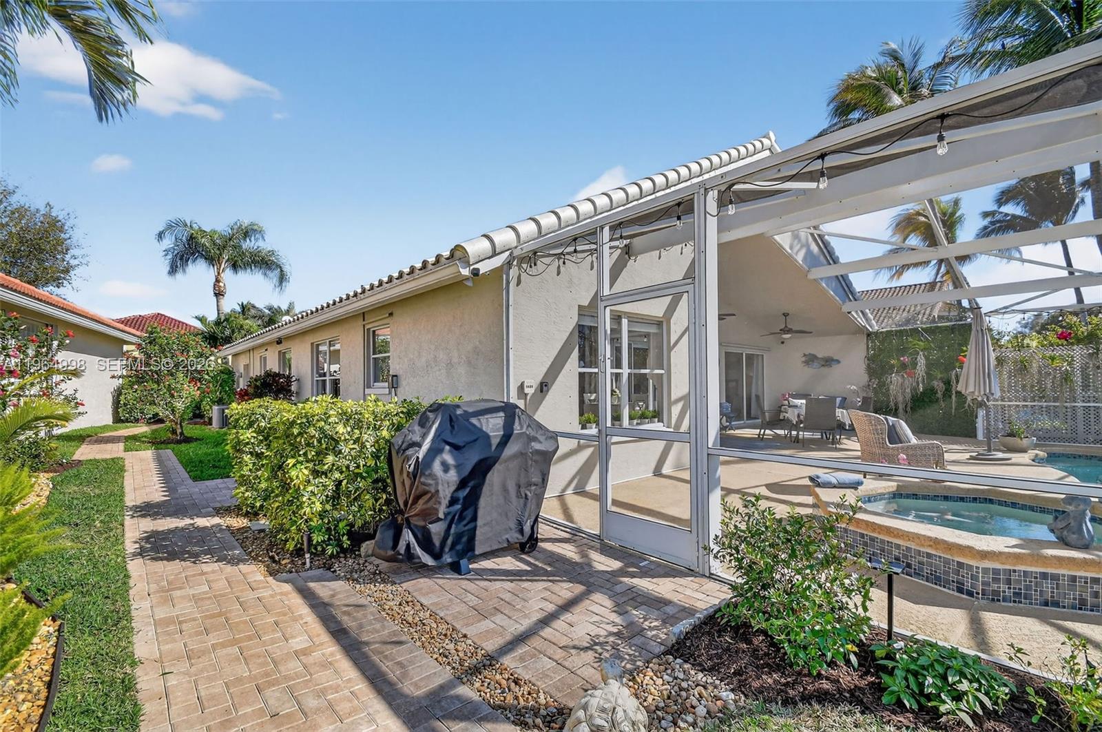 7599 Santee Ter Lake Worth, FL 33467