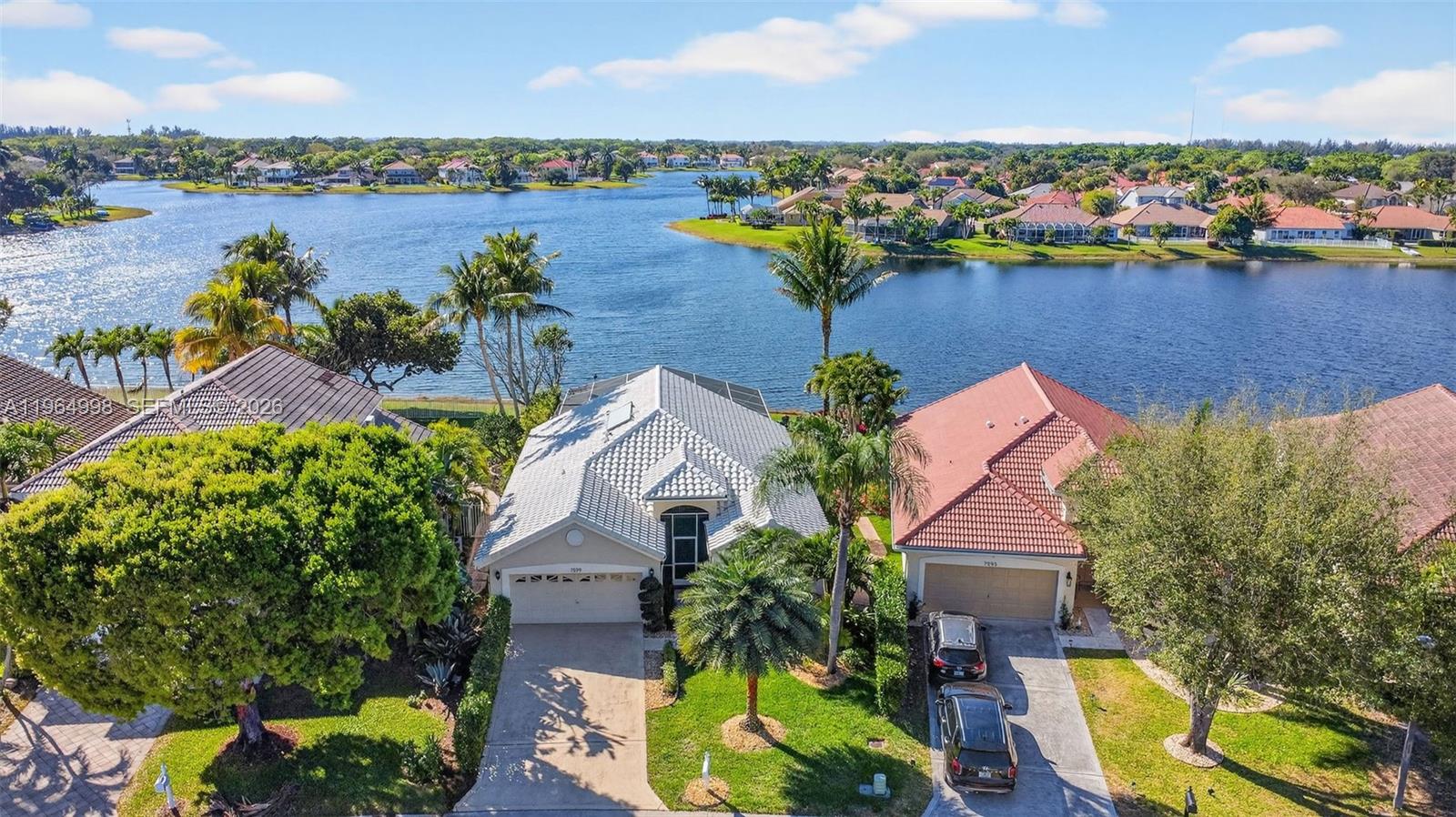 7599 Santee Ter Lake Worth, FL 33467