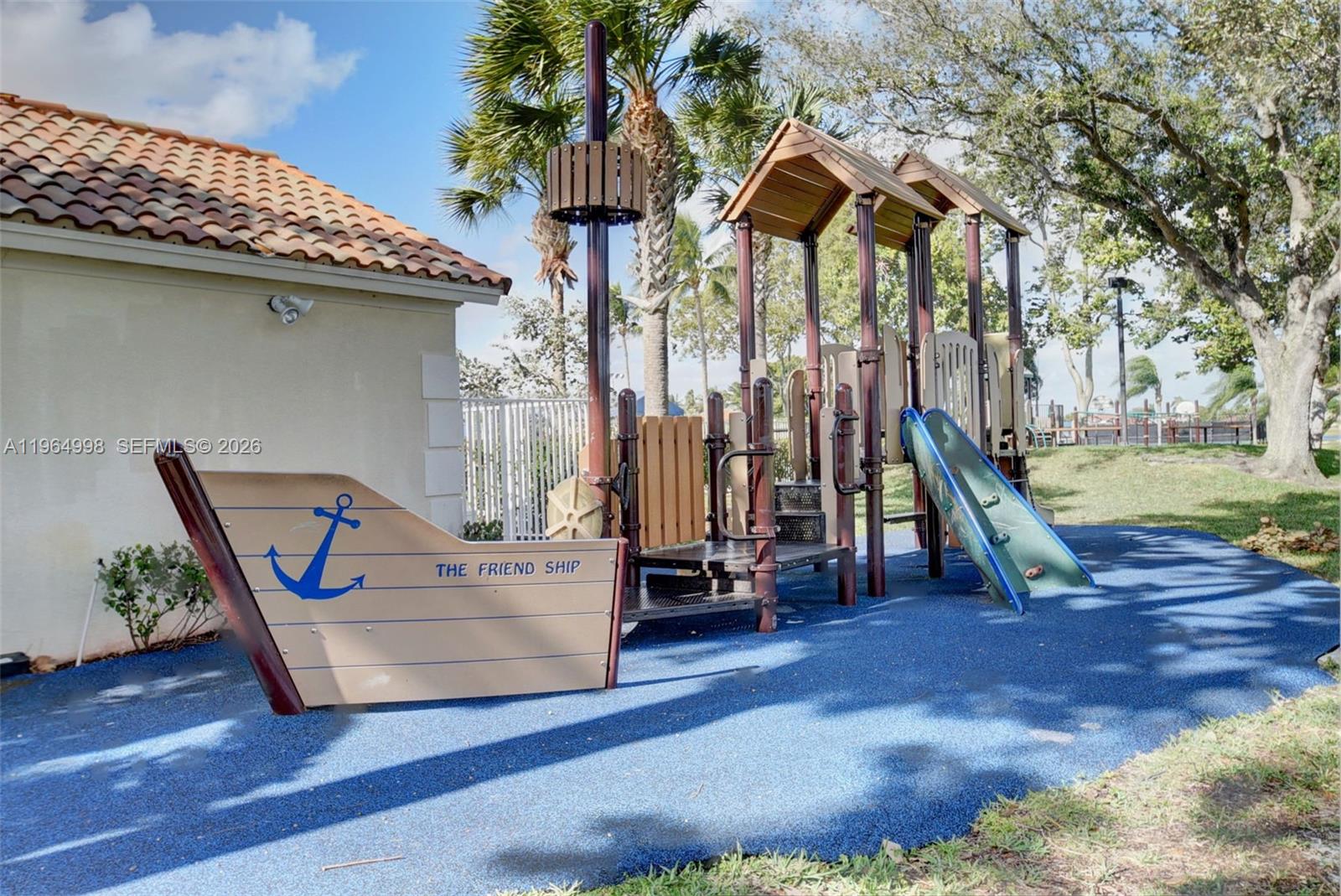 7599 Santee Ter Lake Worth, FL 33467