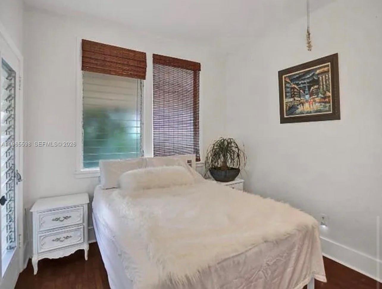 1107 Alhambra Cir Coral Gables, FL 33134