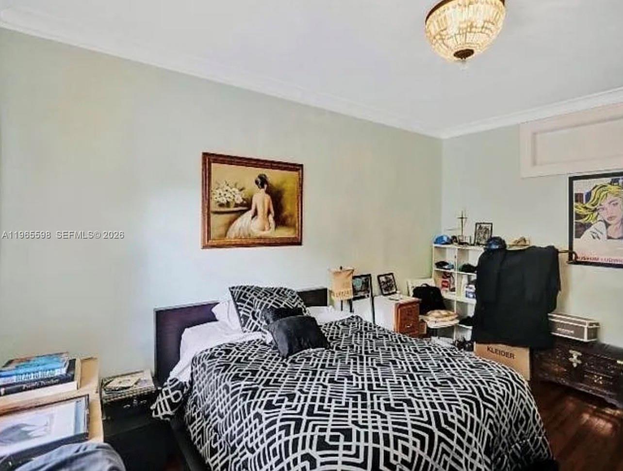 1107 Alhambra Cir Coral Gables, FL 33134