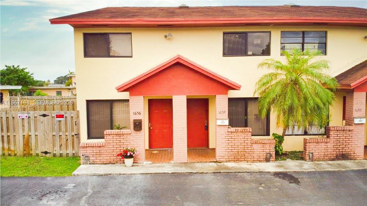 1654 NE 151st St #1654