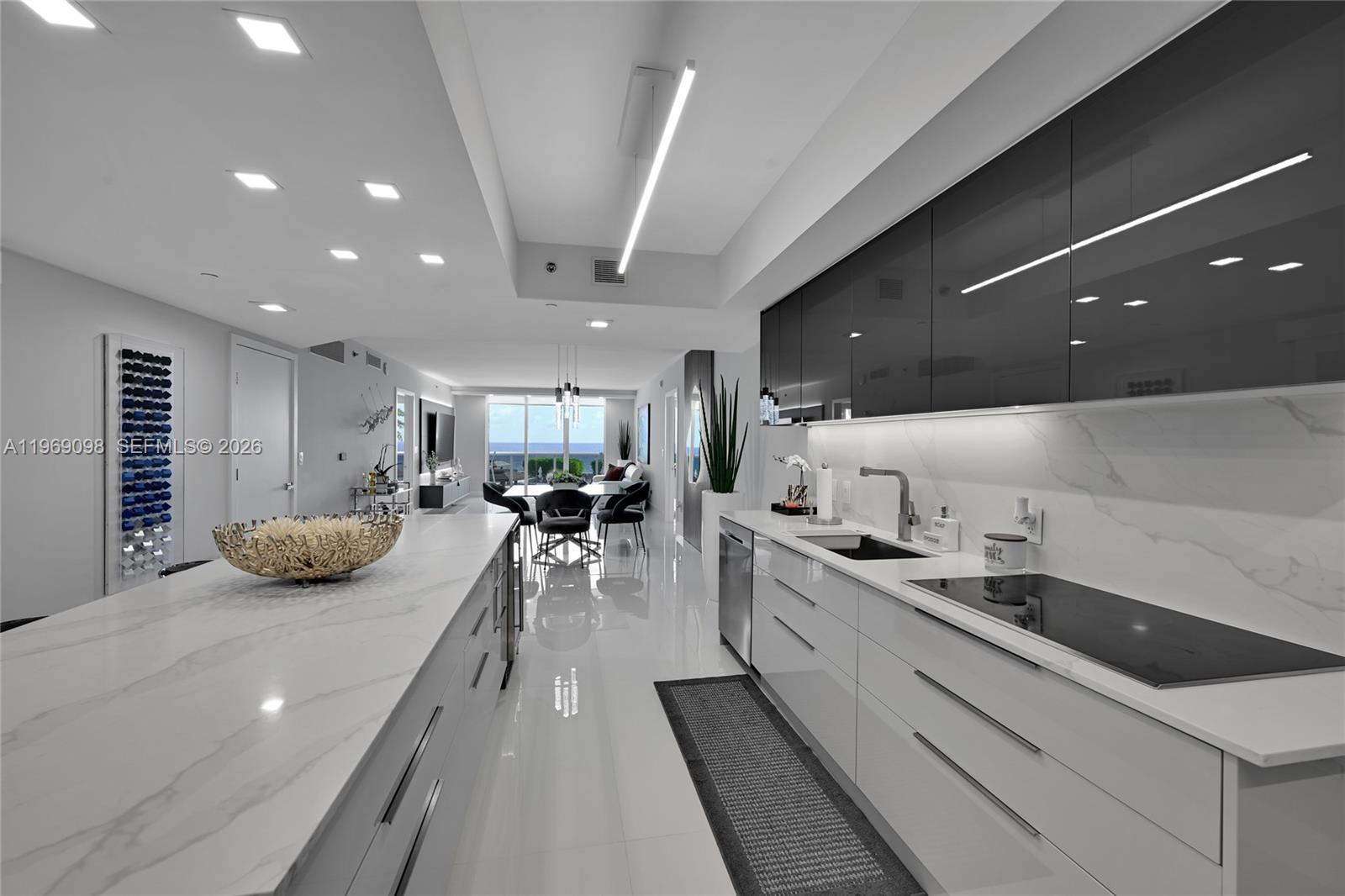 image Beach Club 312