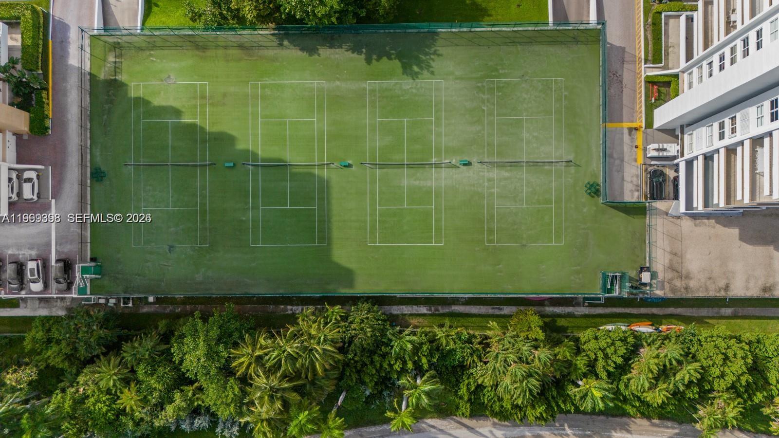 199 Ocean Ln Dr #811 Key Biscayne, FL 33149