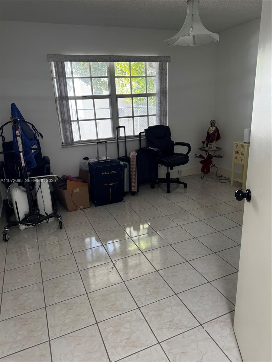 530 SW 136th Pl Miami, FL 33184