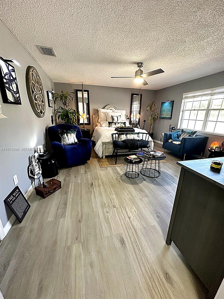 530 SW 136th Pl Miami, FL 33184