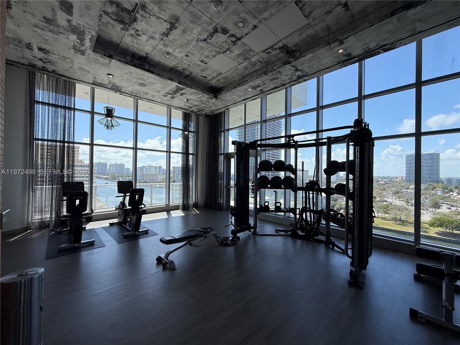 4010 S Ocean Dr #T4005 Hollywood, FL 33019