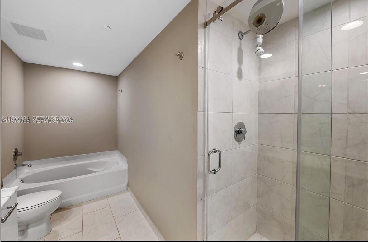 Undisclosed Address Miami, FL 33131