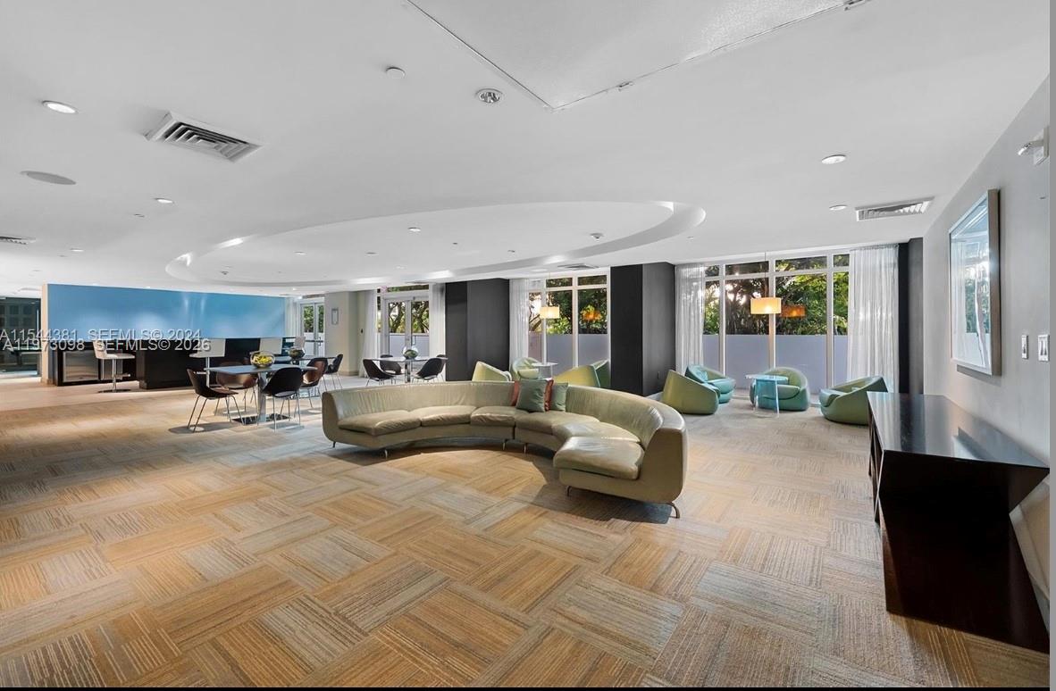 Undisclosed Address Miami, FL 33131