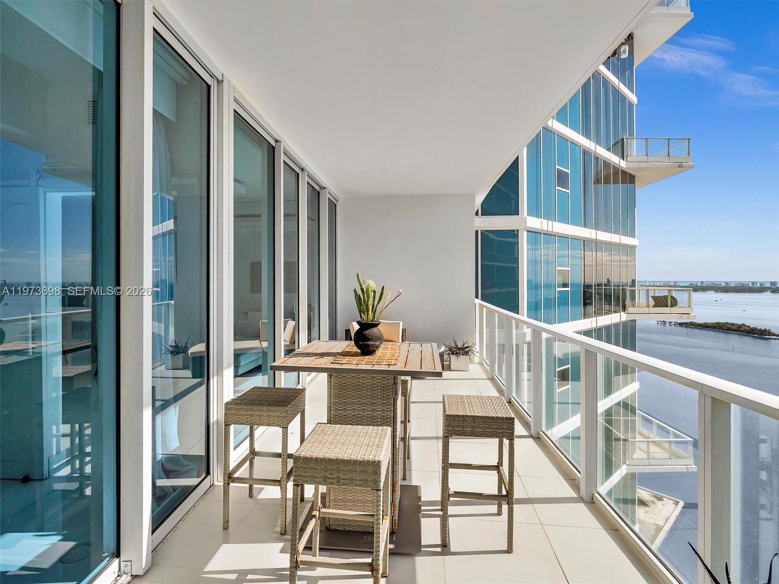 image Paramount Bay15