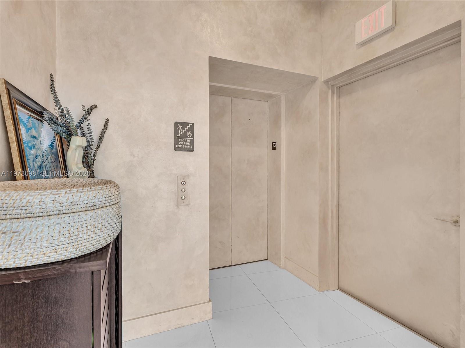 image Paramount Bay36