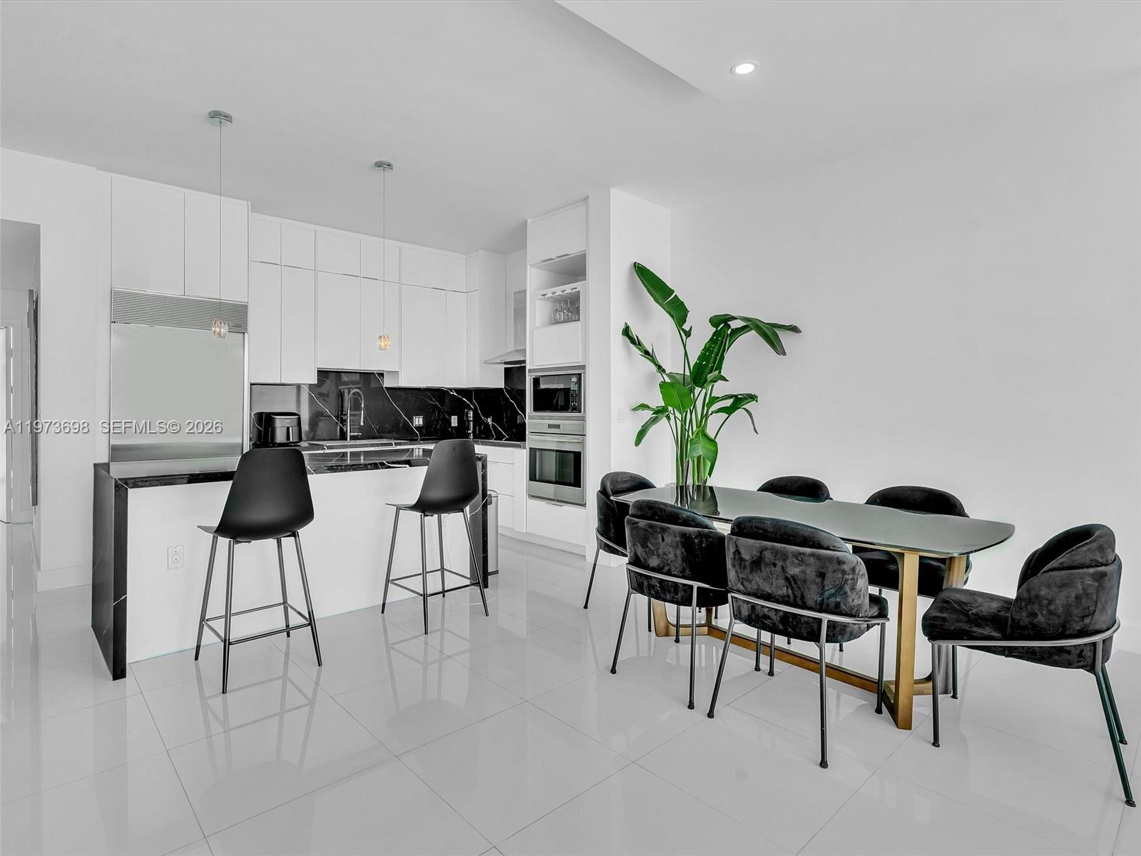 image Paramount Bay6