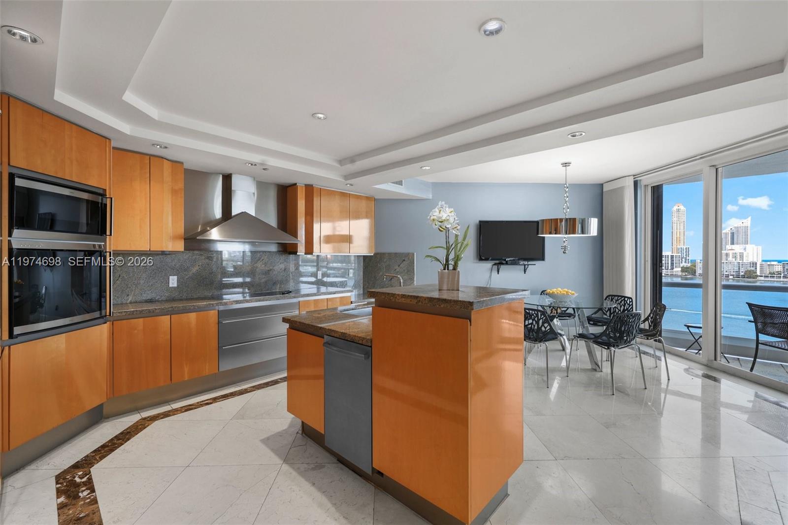 2600 Island Blvd #1006 Aventura, FL 33160