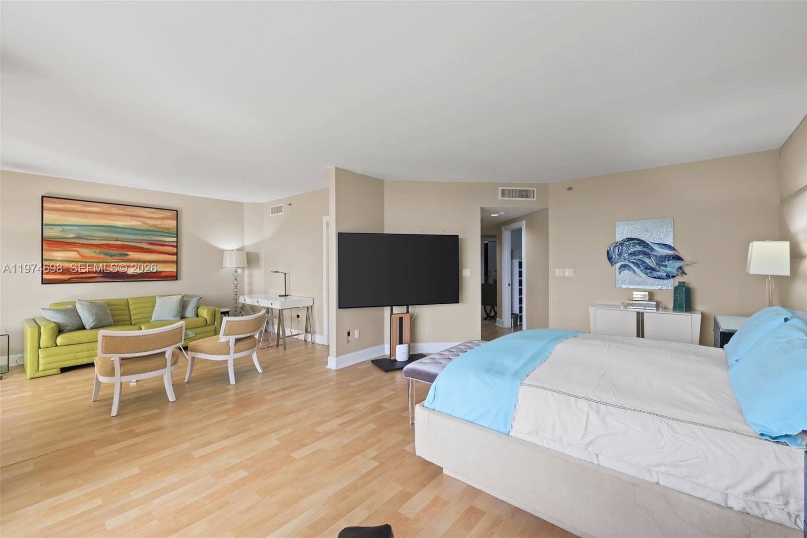 2600 Island Blvd #1006 Aventura, FL 33160