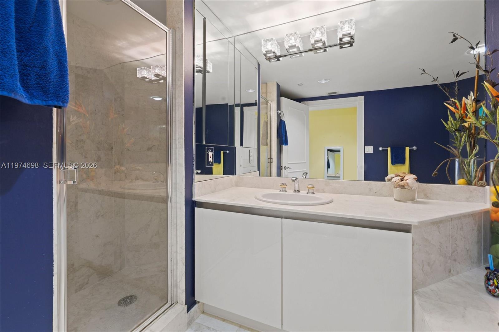 2600 Island Blvd #1006 Aventura, FL 33160