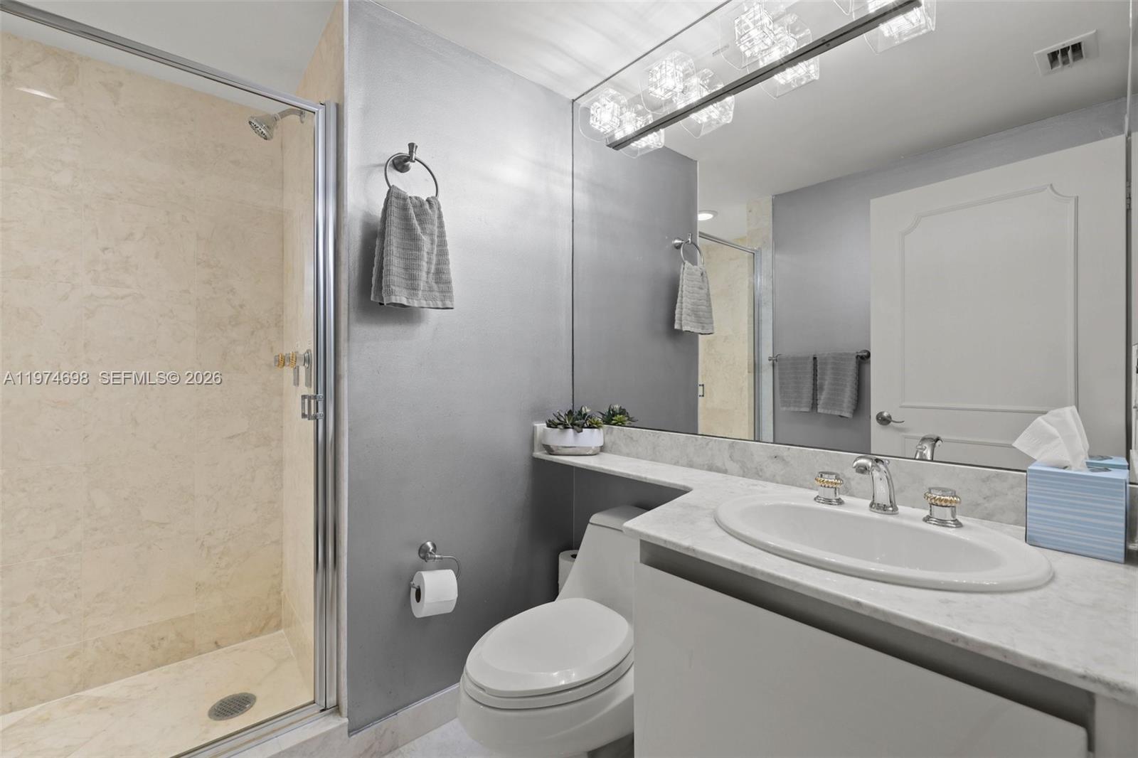 2600 Island Blvd #1006 Aventura, FL 33160