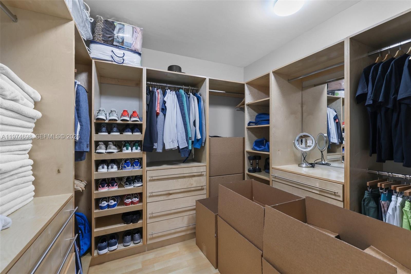 2600 Island Blvd #1006 Aventura, FL 33160